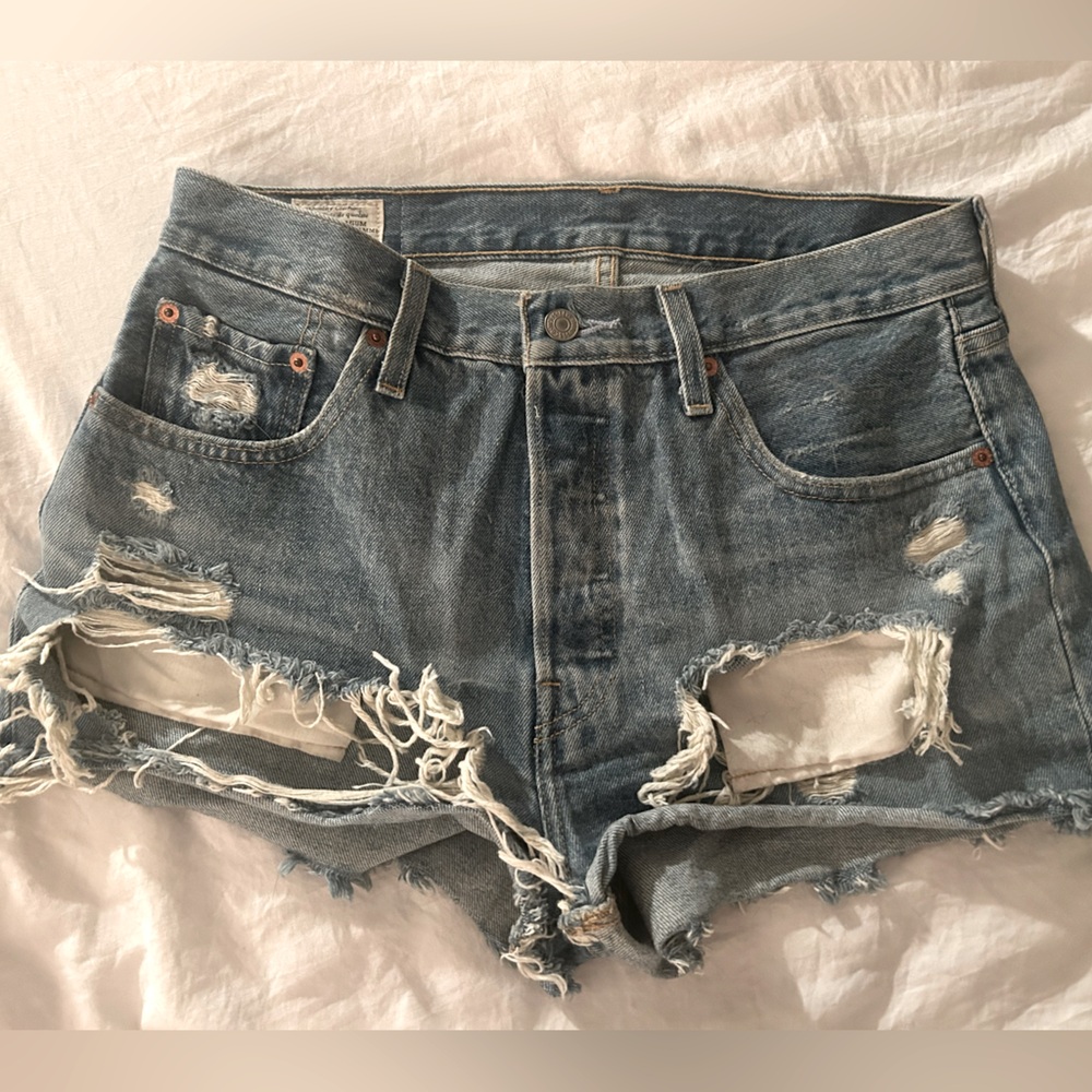 LEVI STRAUSS VINTAGE JEAN SHORTS SIZE 29